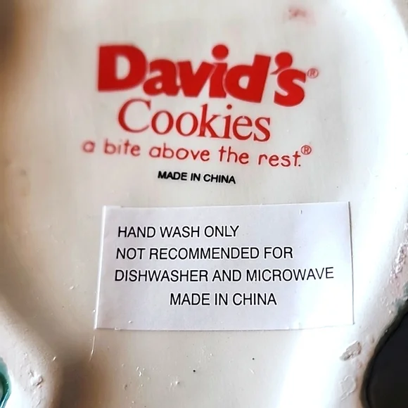 NWT, David's Cookies Christmas Ceramic Cookie Jar. Owl Design. - Picture 10 of 15